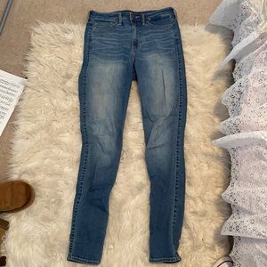 hollister high rise jeggings